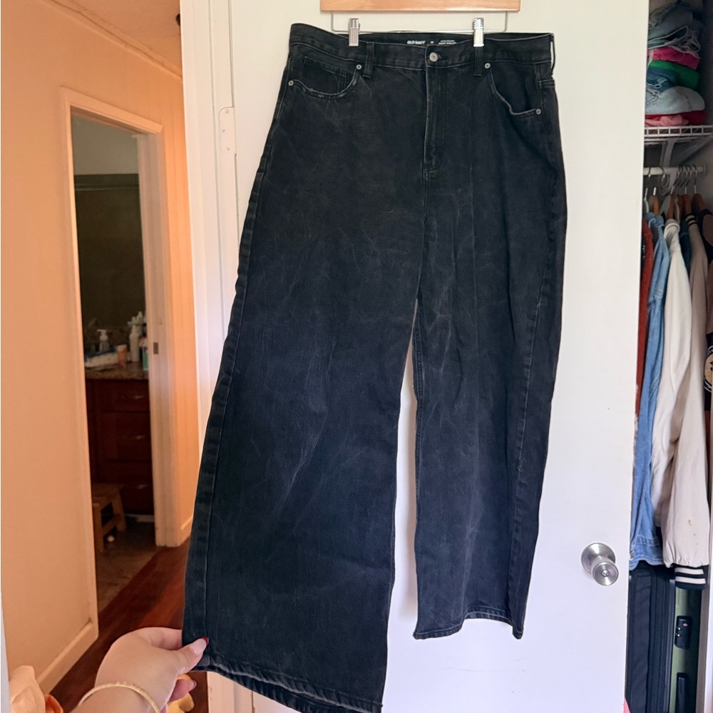 Old navy high waisted baggy jeans